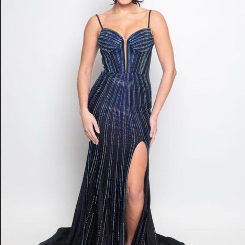 Sherri hill prom dress